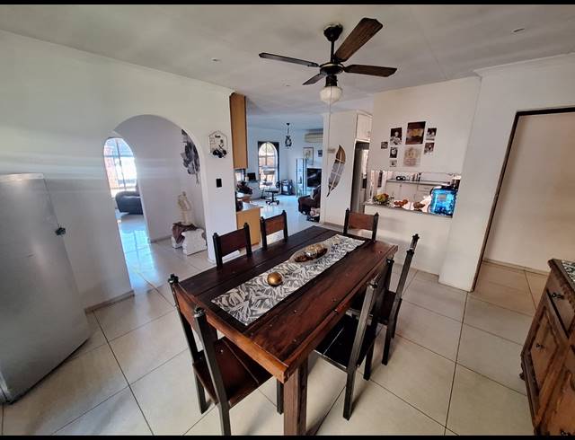 3 BEDROOM HOUSE FOR SALE IN VANDERBIJLPARK SE 3